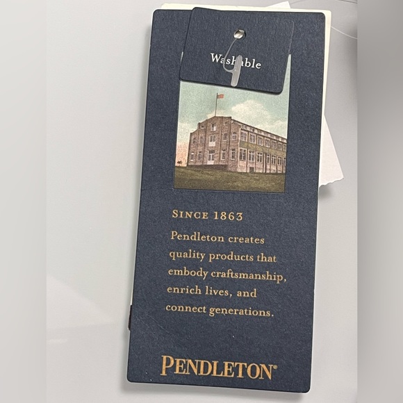 PENDLETON - Picture 12 of 16